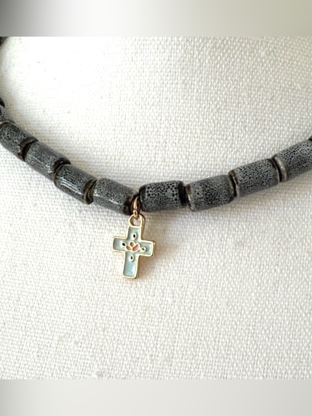 Free People FP Sincerely Yours Blue Cross Charm Choker In Gray/Blue Boho, NWT - Picture 5 of 5